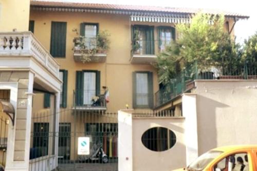  Apartment near Metro in Turin