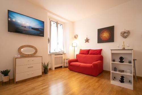  PortaTorre Suite, a Charming apartment in the Heart of Como, Free Private Parking, Air Conditioning in Como
