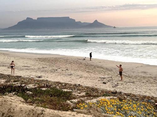 The Atlantic Blue Blouberg Beachfront Loadshedding Friendly!