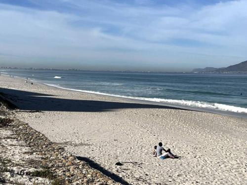 The Atlantic Blue Blouberg Beachfront Loadshedding Friendly!