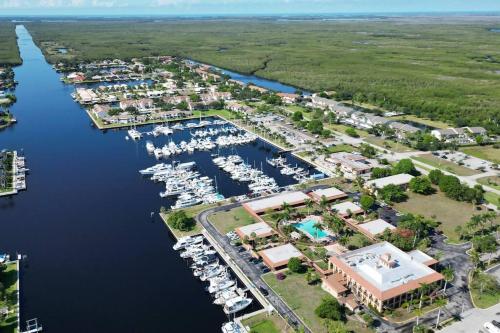 Marina getaway on the water!