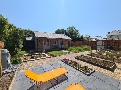 Dragonfly cottage photo 4