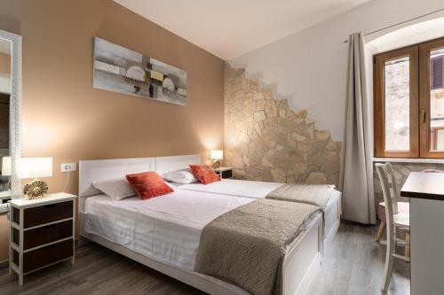 Casa Albina 2