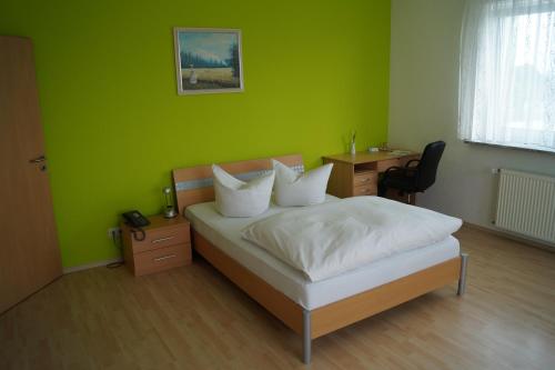 1 double bed