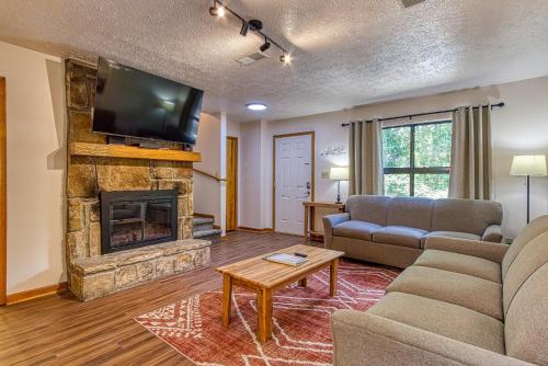 Pinecrest Townhomes-Full Building-14bed17bath in Pigeon Forge, USA