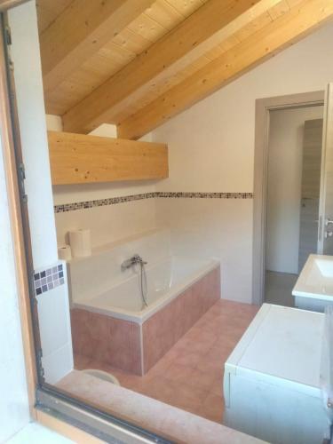 Appartamento vicino Verona su colline in Rovere Veronese