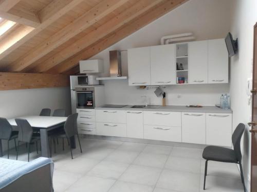 Appartamento vicino Verona su colline in Rovere Veronese