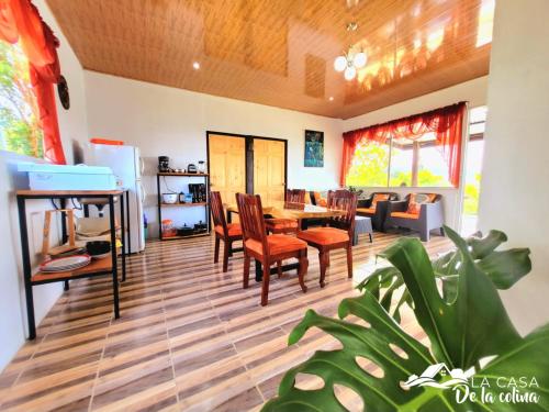 設施, Vista al Volcán Tenorio y Montaña (Vista al Volcan Tenorio y Montana) in 阿雷納