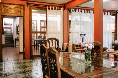 Sunshine House - Made by artists in Oaxaca