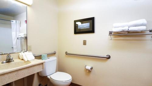 Home 1 Suites Extended Stay image 24