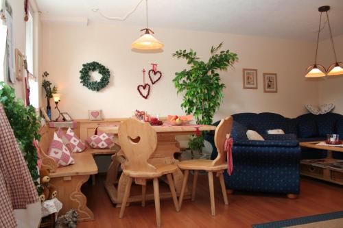 Land-gut-Hotel Höhengasthof Adler - image 8