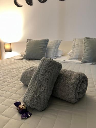 One-Bedroom Apartment image 5
