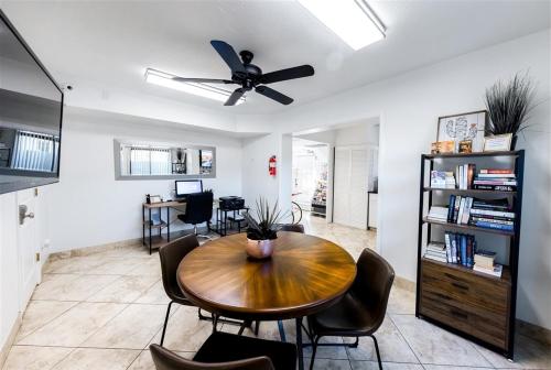 223-Fully Furnished, WiFi Included thumb 2