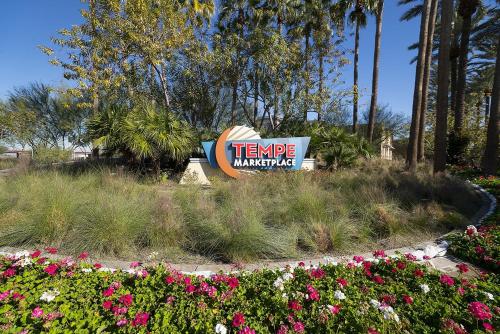 225 Fully Furnished, WiFi Included 225 Fully Furnished, WiFi Included