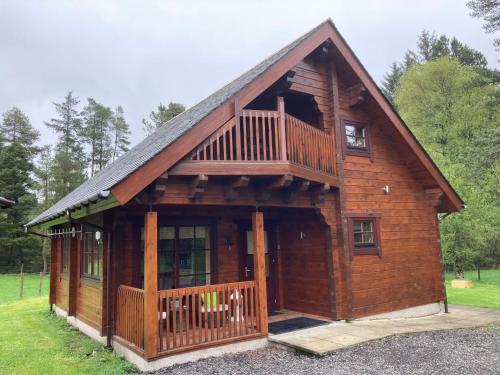 Norwegian Log Cabin The Roe Deer -sauna & hot tub