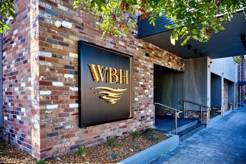 Warners Bay Hotel - Newcastle