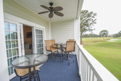 Two-Bedroom Apartment image 6