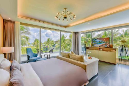 Memories Holiday Beach Villa Da Nang in Da Nang — photo 2