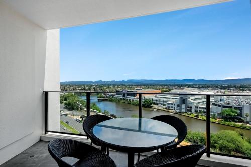 Sierra Grand Apartments Broadbeach - Wow Stay