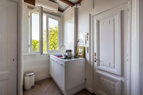 Amstel Corner Hotel - image 5