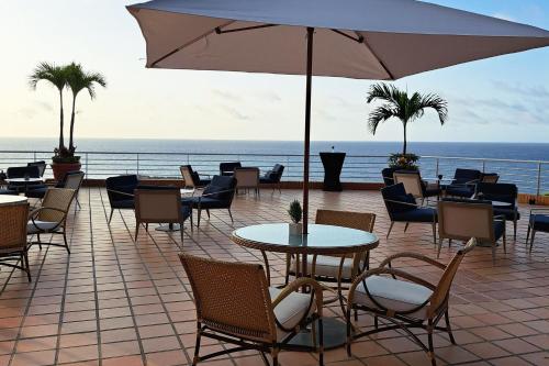 Restaurant, Venezuela Marriott Hotel Playa Grande in Maiquetía