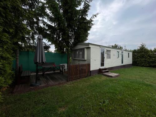 3 bedrooms, 6 beds