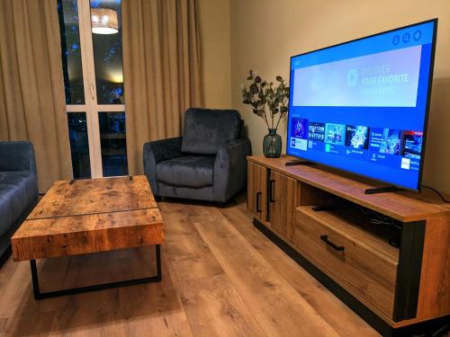 Spacious Two-Bedroom Apartment in the City Center, Kraków