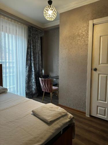 Eyüp Kral Small Suit (Eyup Kral Small Suit) in Eyup