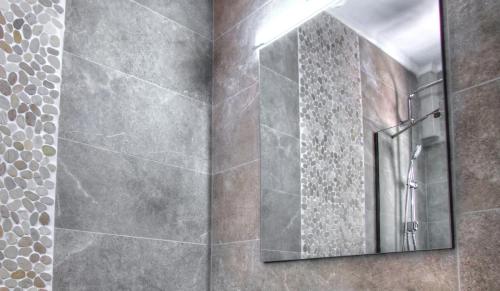 Sea View Maisonette Glyfada Beach