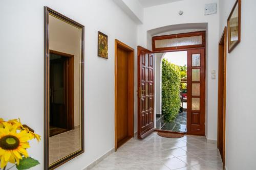 Apartment with Terrace image 8