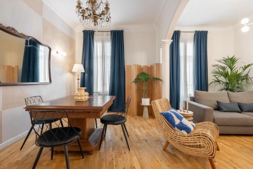 Balmes Apartment by Olala Homes, Барселона