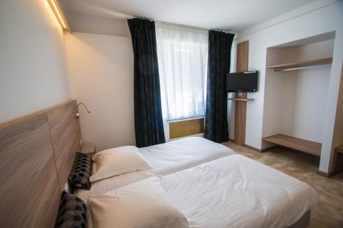 Hotel Les Voyageurs - image 4