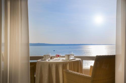 Standard Double Room with Balcony and Sea View