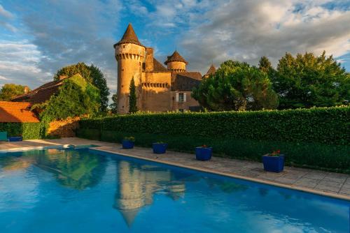 Château Garinie 15th Century Medieval castle in the south of France