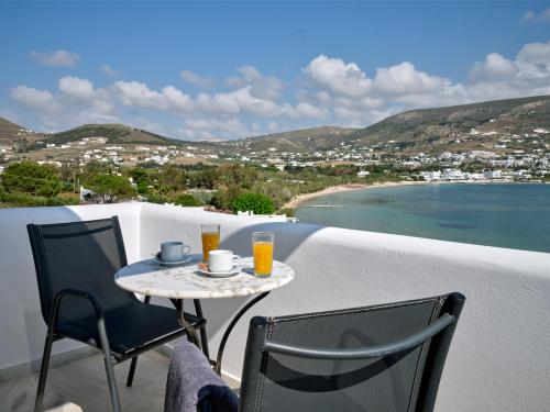 Superior Suite with Sea View image 6