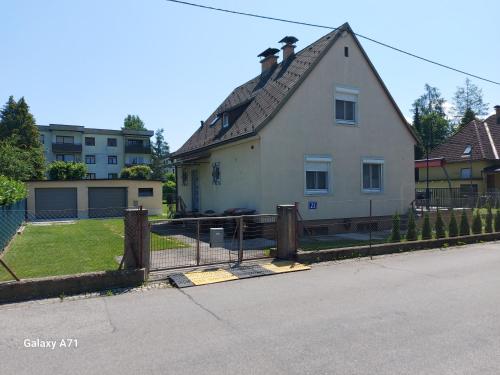 Ferienhaus Käthe, Pension in Klagenfurt