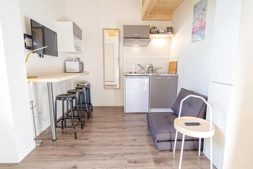 La Maison Gratte Ciel-Appartement Madrid-Jardin - Location saisonnière - Villeurbanne