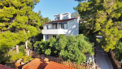 A szálláshely kívülről, Nautilus-Bay Holiday home with 5 rooms, on the beach, for 2-9 persons in Zavala