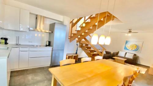 Konyha, Nautilus-Bay Holiday home with 5 rooms, on the beach, for 2-9 persons in Zavala