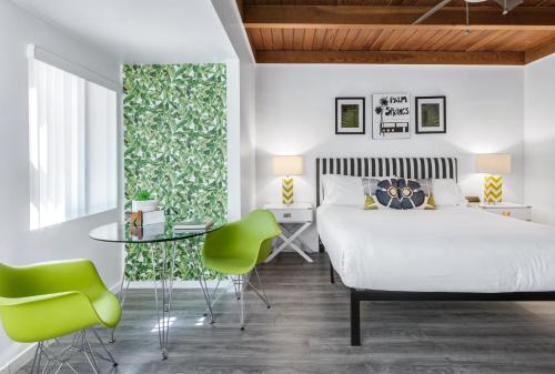 room detail thumbnail 1