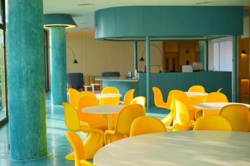 Lobby, Go Hotel Si Racha at Central Si Racha near Vajiravudh Scout Camp