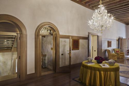 Albergo Cappello - main image
