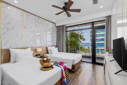 467251364 Chi House Danang Hotel and Apartment