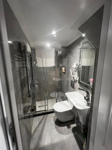 Violette Mansion Oldcity - image 2
