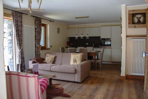 Maison Carrel Elegant 2 - Apartment - Breuil-Cervinia