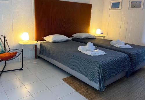  Pine House - Faro Airport, Beach and City Center in Faro