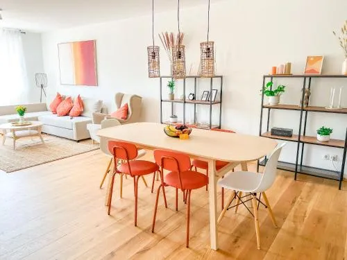 Sunset Club - SUITE L Balkon - Küche - Parkplatz in Memmingen, Deutschland