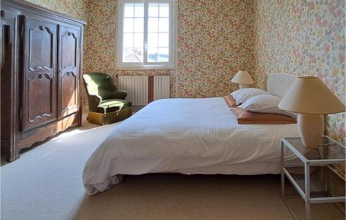 Awesome Home In Benerville-Sur-Mer Awesome Home In Benerville-Sur-Mer