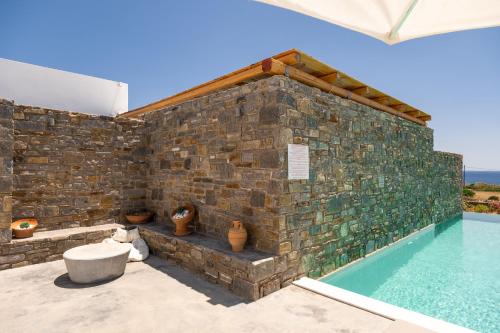 Cycladic Breeze Villas