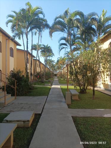 Exterior view, Condominio Villagio Maranduba - Apenas 5 min a pe da praia - Bl 7 in Praia do Sape